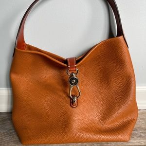 DOONEY & BOURKE SMALL LOGO LOCK SHOULDER BAG